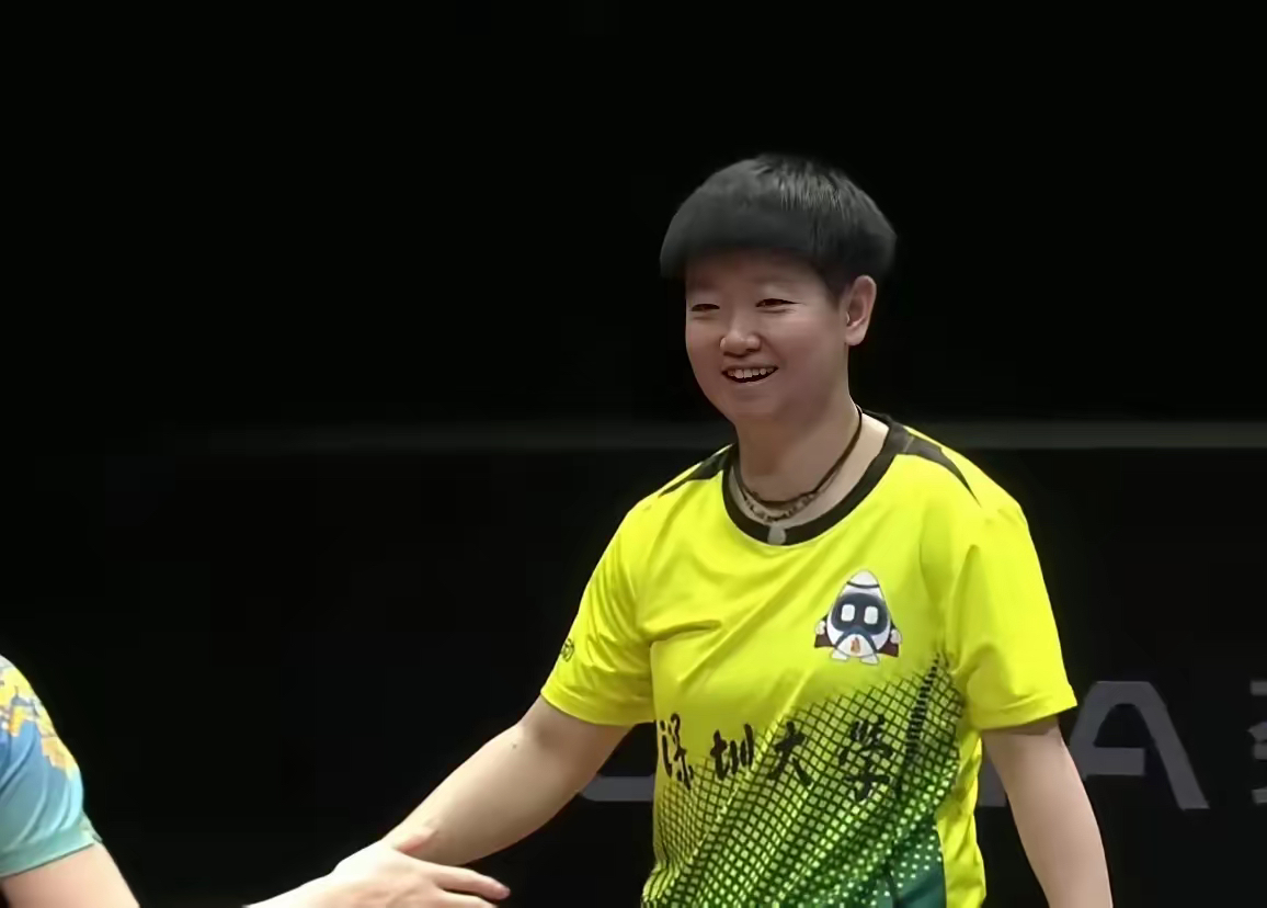 英格兰队绝杀日本队，许昕惊艳四座