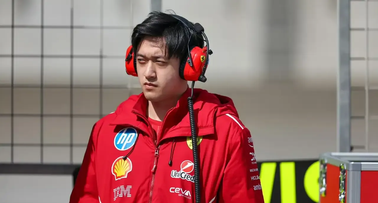 阿斯顿马丁力克哈斯车队,周冠宇点燃赛场 阿斯顿马丁力克哈斯车队,周冠宇点燃赛场