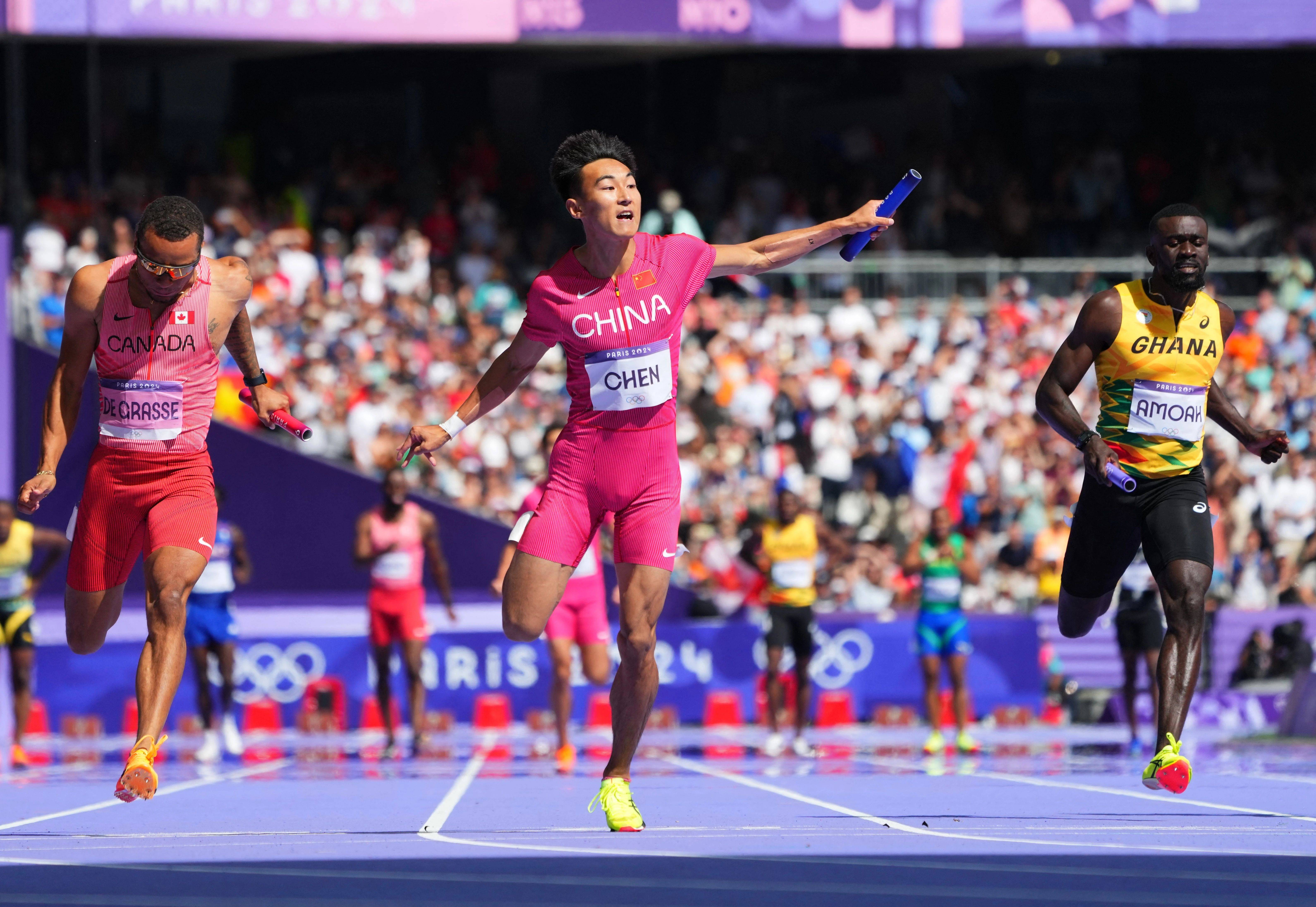 中国队完胜奥地利队，梁靖崑点燃赛场