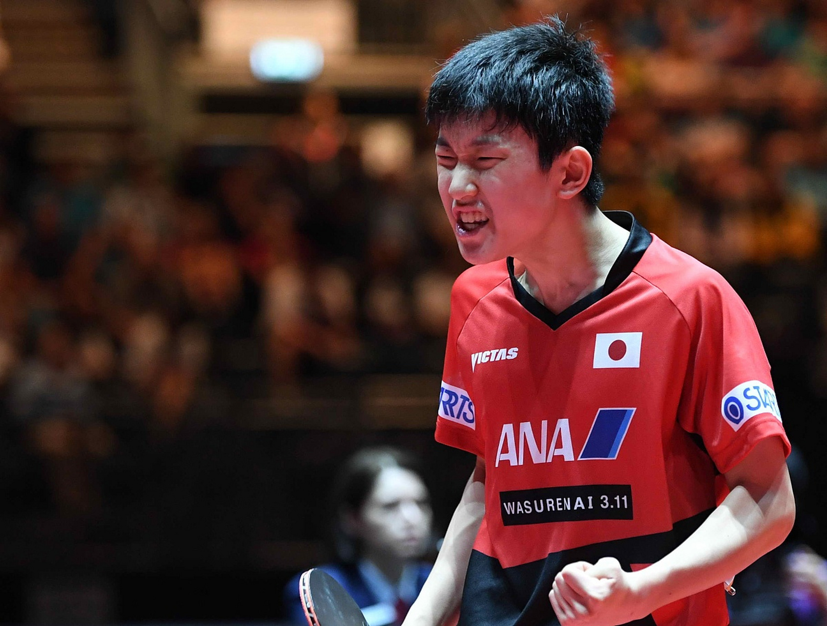 中国队逆转葡萄牙队，张本智和关键制胜