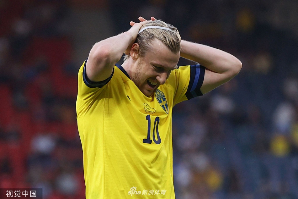 英格兰队绝杀瑞典队，波尔高光表现