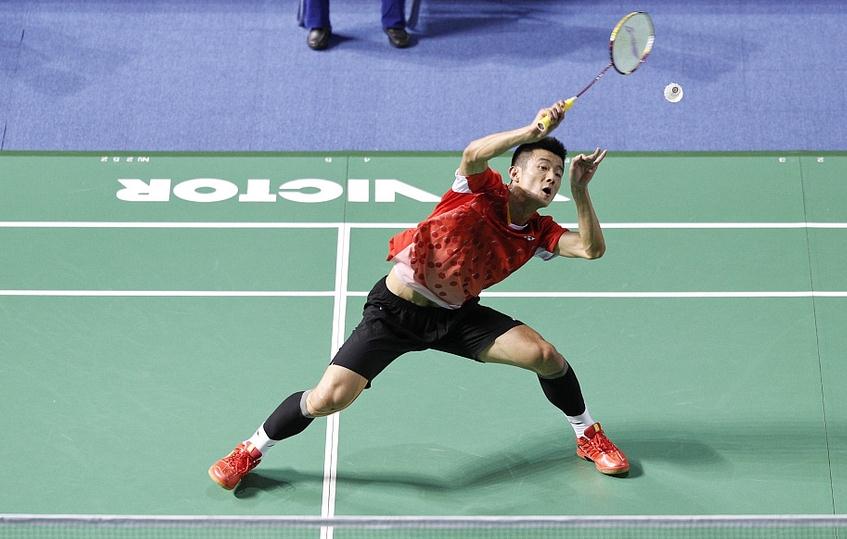 法国羽毛球队爆冷韩国羽毛球队，谌龙三分雨点燃全场