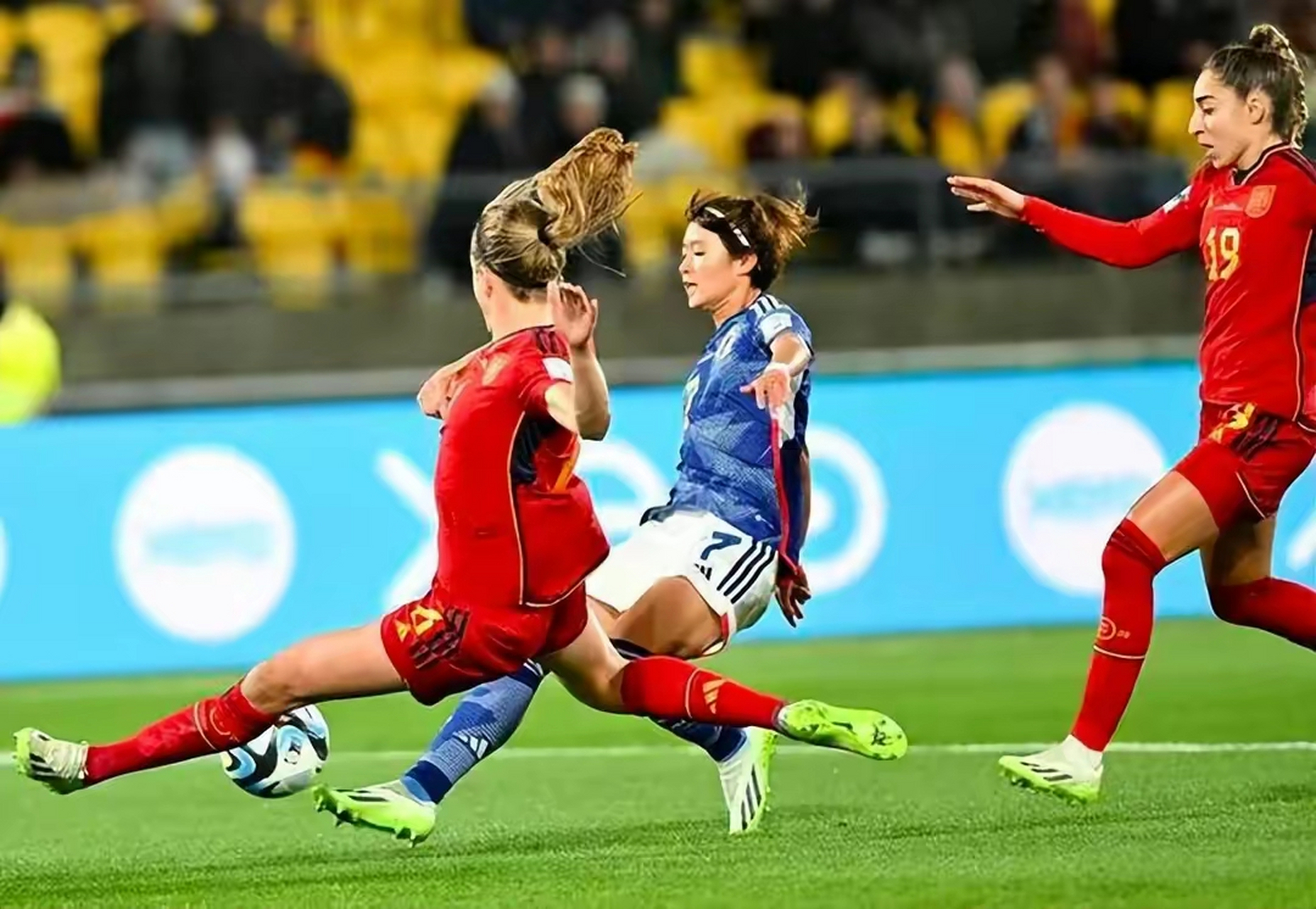 瑞典队力克葡萄牙队，张本智和带队取胜