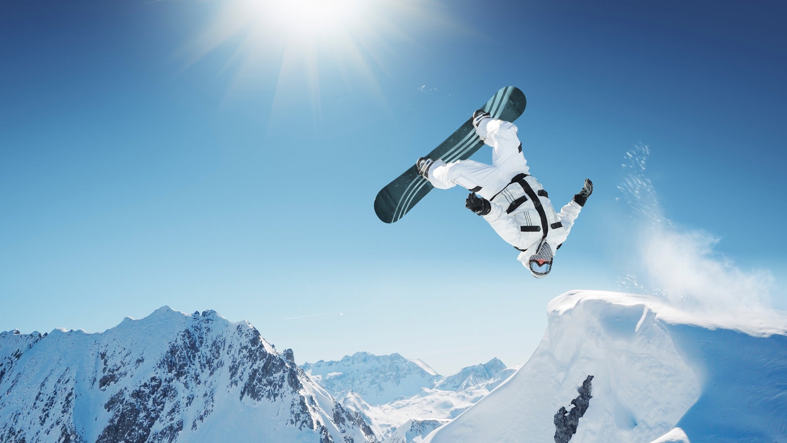 德甲争冠战之夜，卡塞米罗，硬仗之王的无声交响