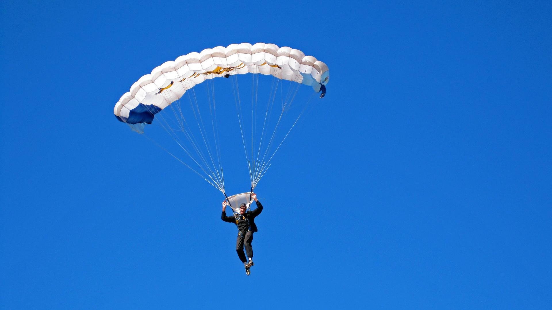 西决生死战之夜，戈贝尔点燃赛场