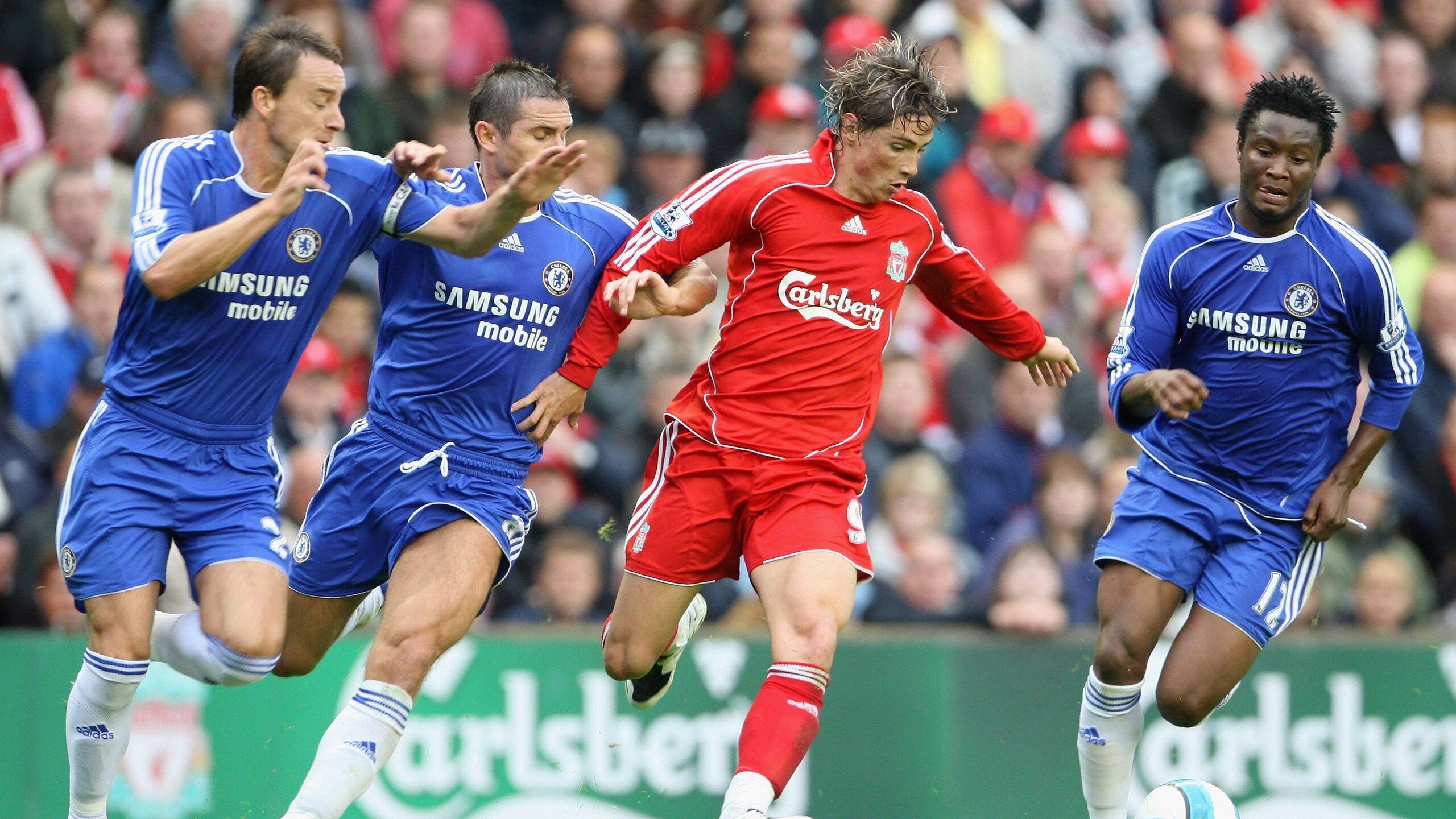 赛道与球场，双星闪耀的压制级夜晚