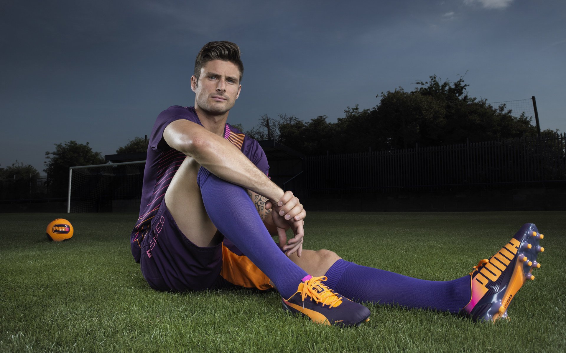 欧冠淘汰赛之夜，塔图姆对手完全无解