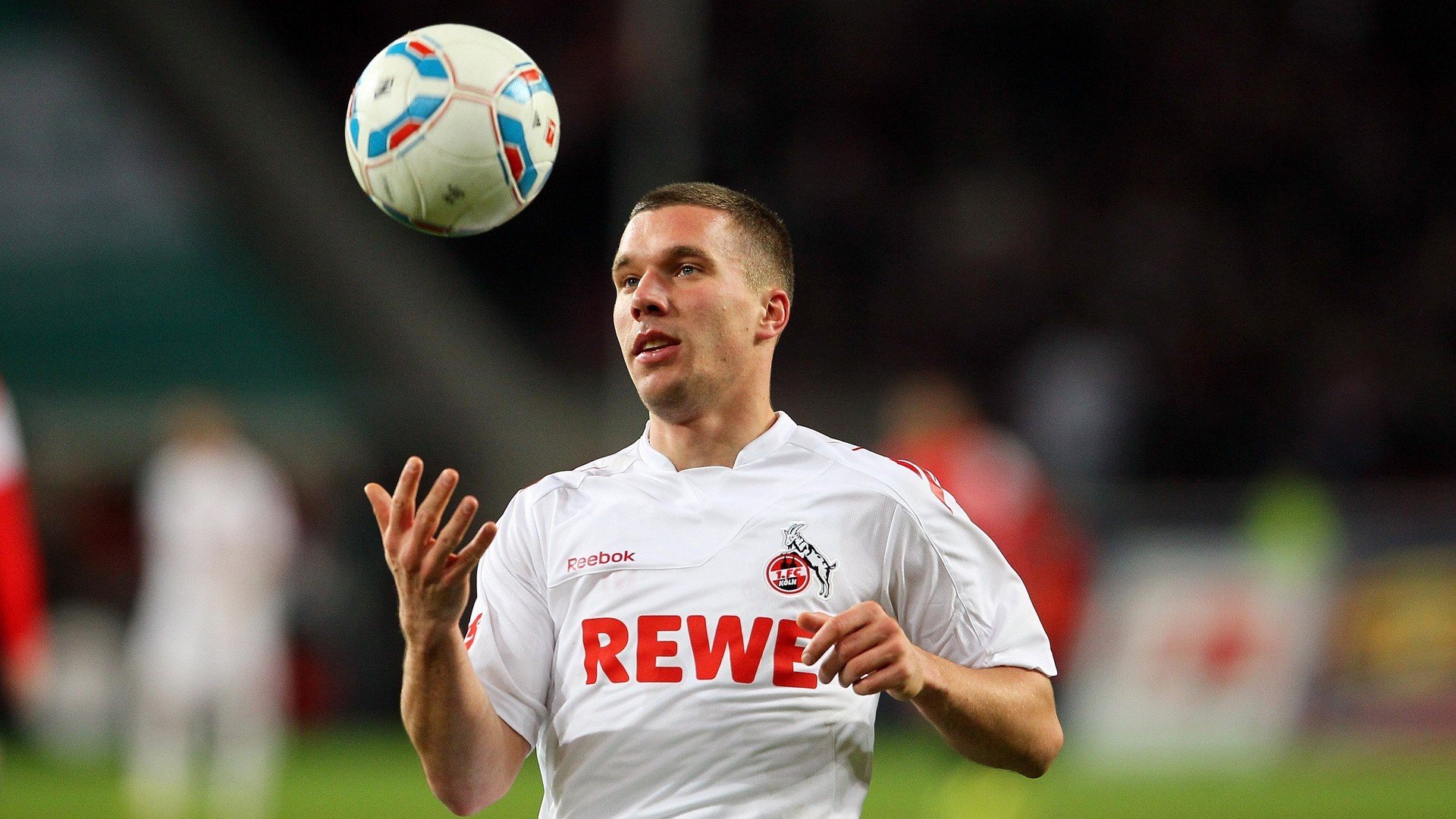 基米希一箭穿心，巴拉圭打穿摩洛哥防线提前锁定胜局