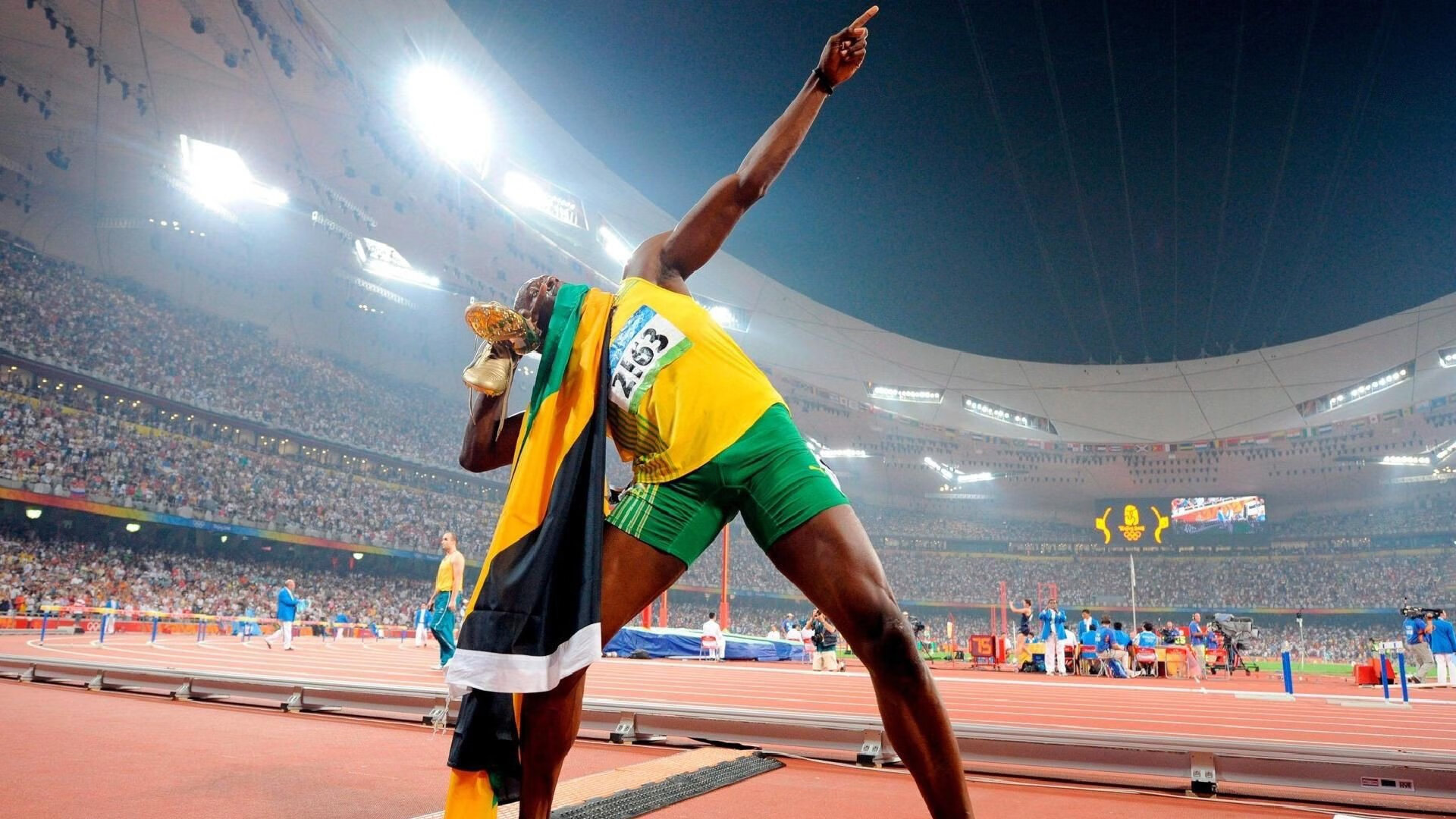 雷恩风暴席卷希腊，巴斯托尼铸就唯一的神话